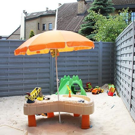 Ekonomiczne- Male Pokoje Goscinne Dask Holiday ウェバ エクステリア 写真